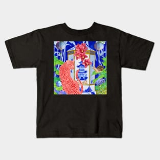 Pink panther and snail in chinoiserie garden Kids T-Shirt